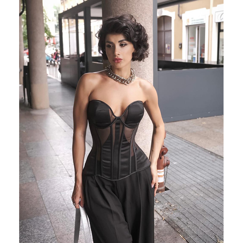 المرأة القوطية ضئيلة مشد أعلى  - مراجعة Boning Corset Steel وسعره