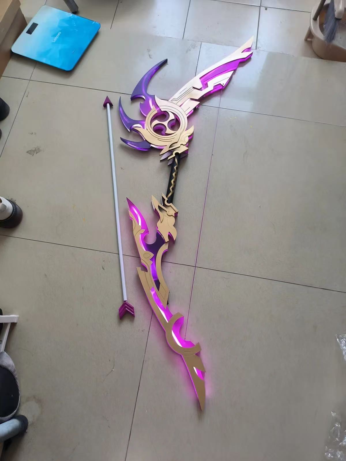 قوس وسهم مضيء لشخصية بَال رايد - مراجعة Cosplay Prop Bow وسعره